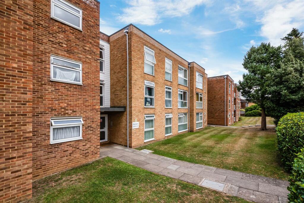 HOLLY COURT, 18- (20).jpg