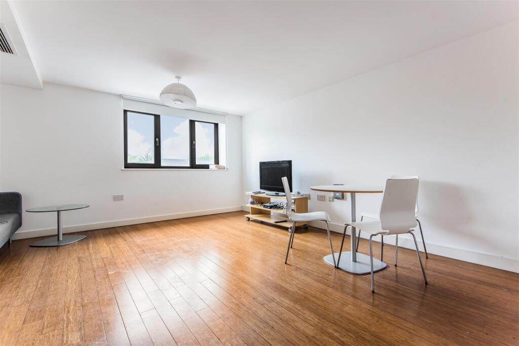 9TMCObTKKkiH00Vq_qot2Q (1).jpg