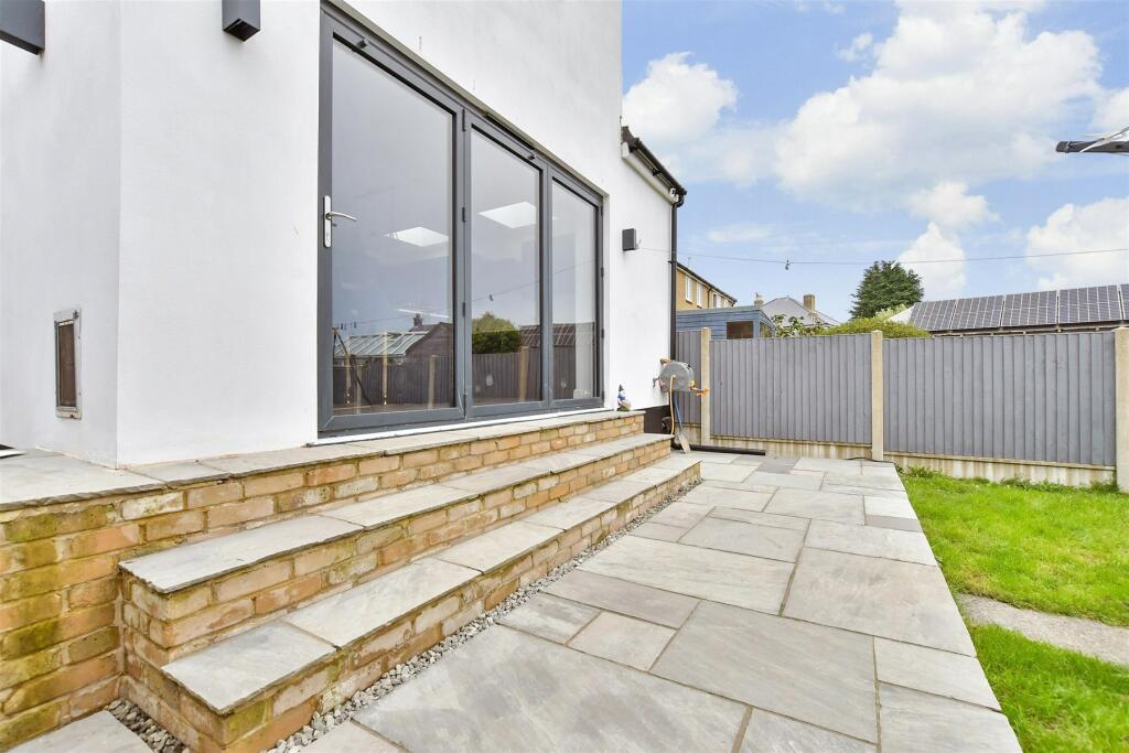 Patio / Decking