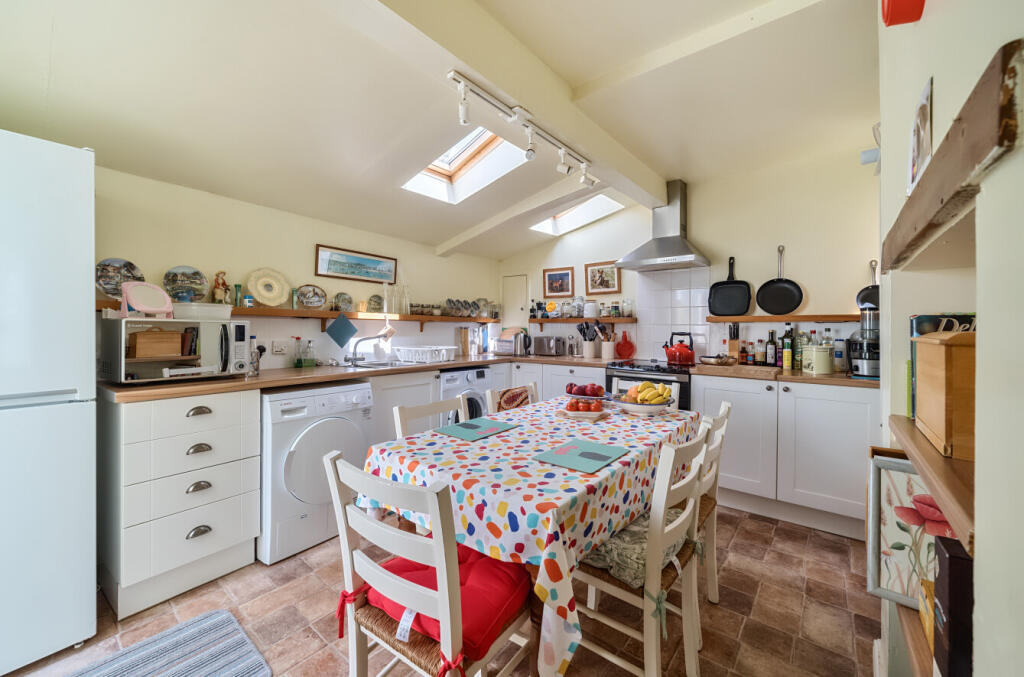 Bampton Seddons