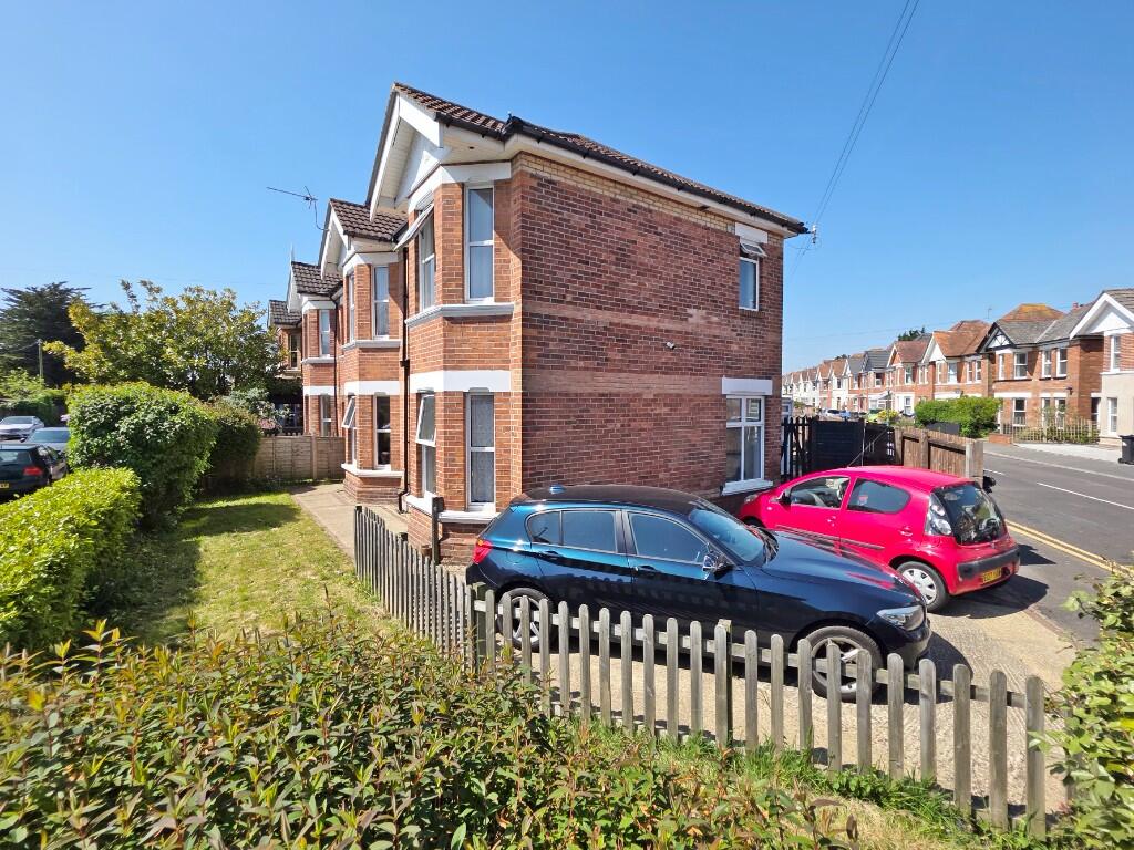 Front &amp; Side Gardens