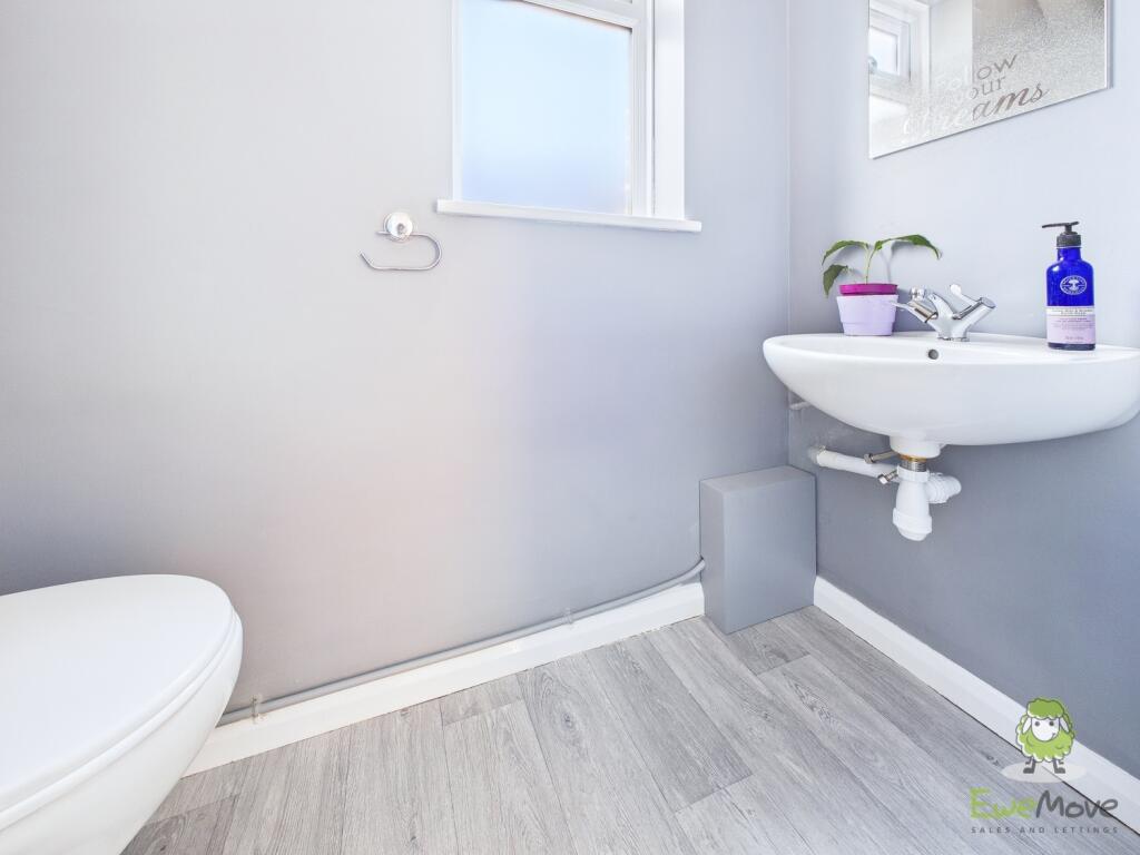 CAM01543G0-PR0168-STILL017