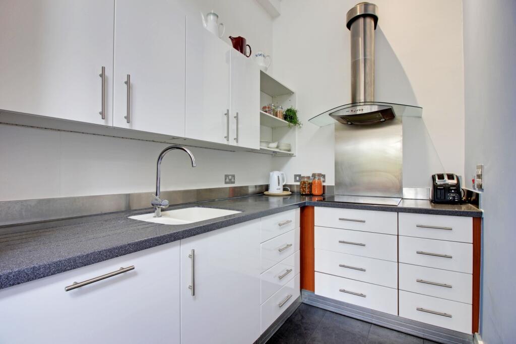 Open Plan Reception Room