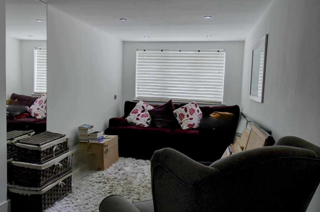 Bedroo4-study-playroom