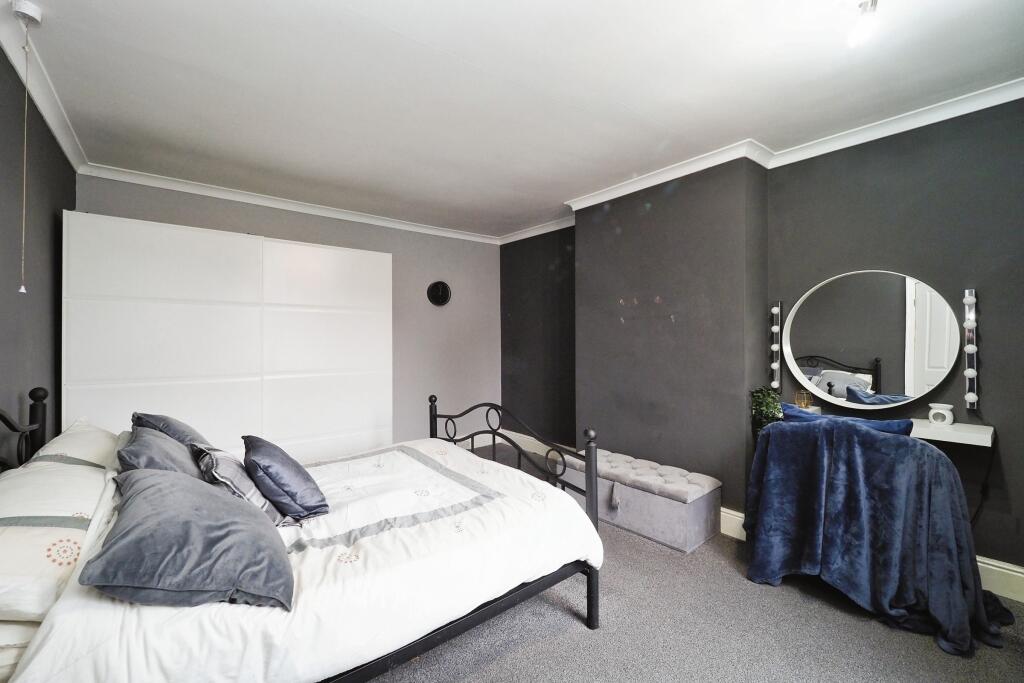 Large Double Bedroom