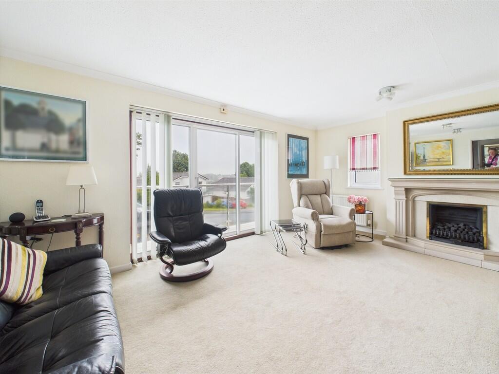 CAM02089G0-PR0483...