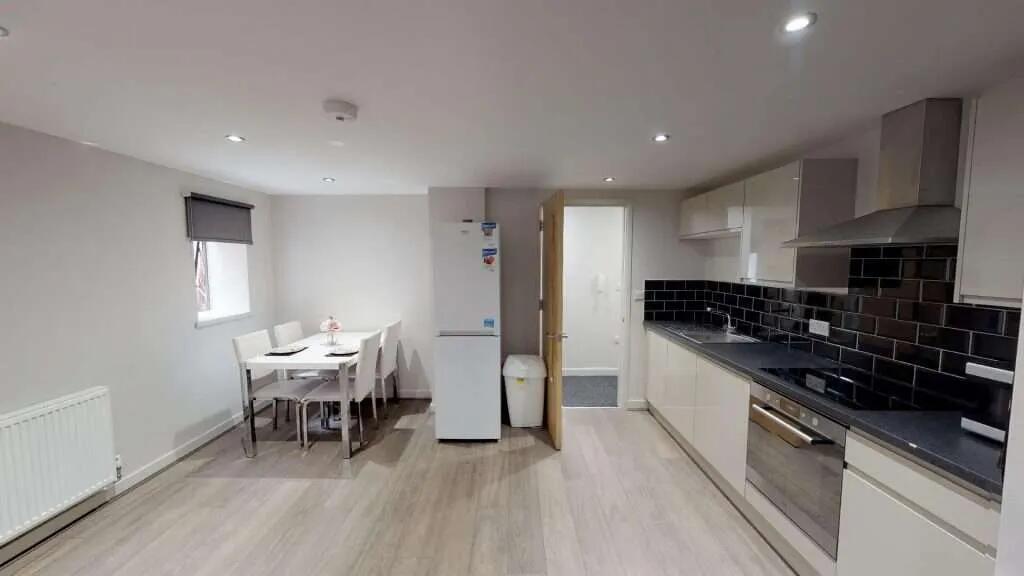 Flat_4_7_St_Peters_Close