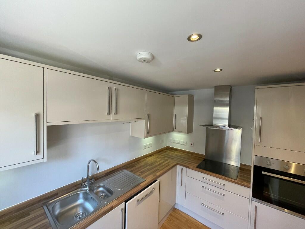 Lea Road, Northampton, Northamptonshire, NN1