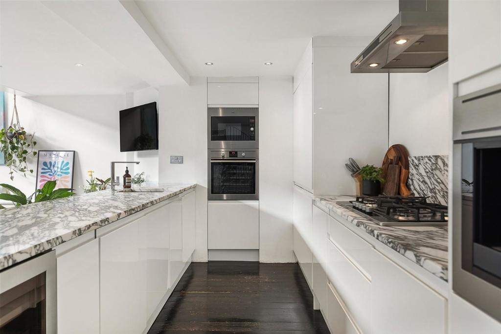 Kitchen.jpg