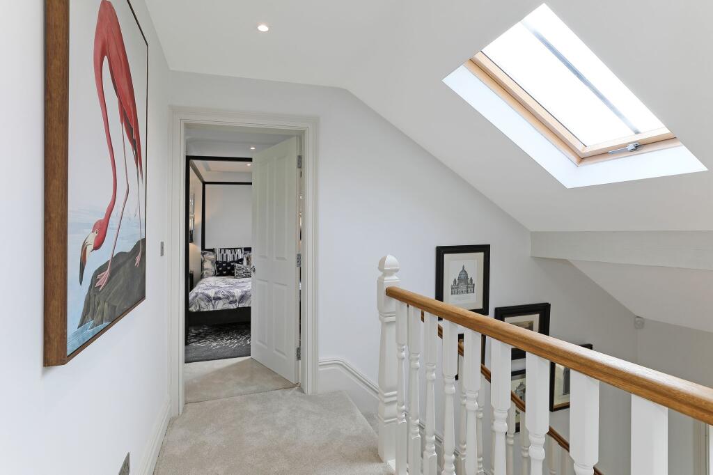 Foyer Landing