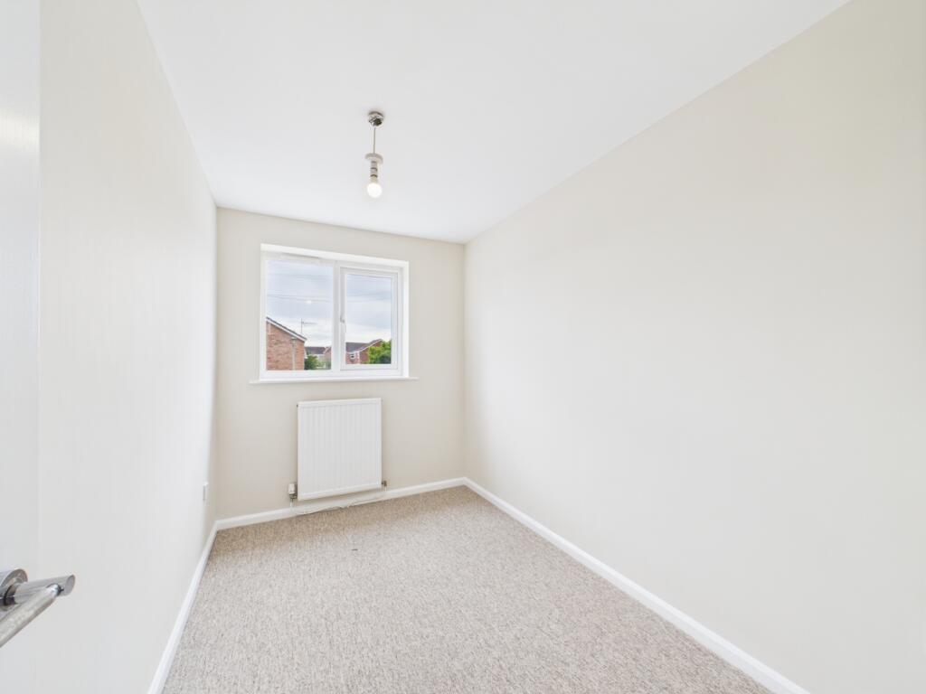 CAM01740G0-PR0422-STILL005