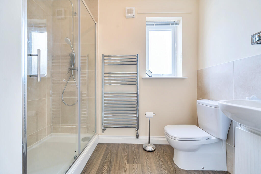 Ensuite Shower Ro...