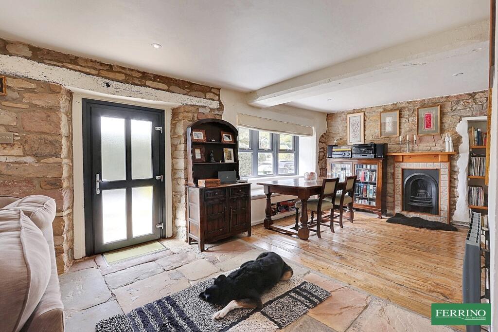 Sitting/Dining Room