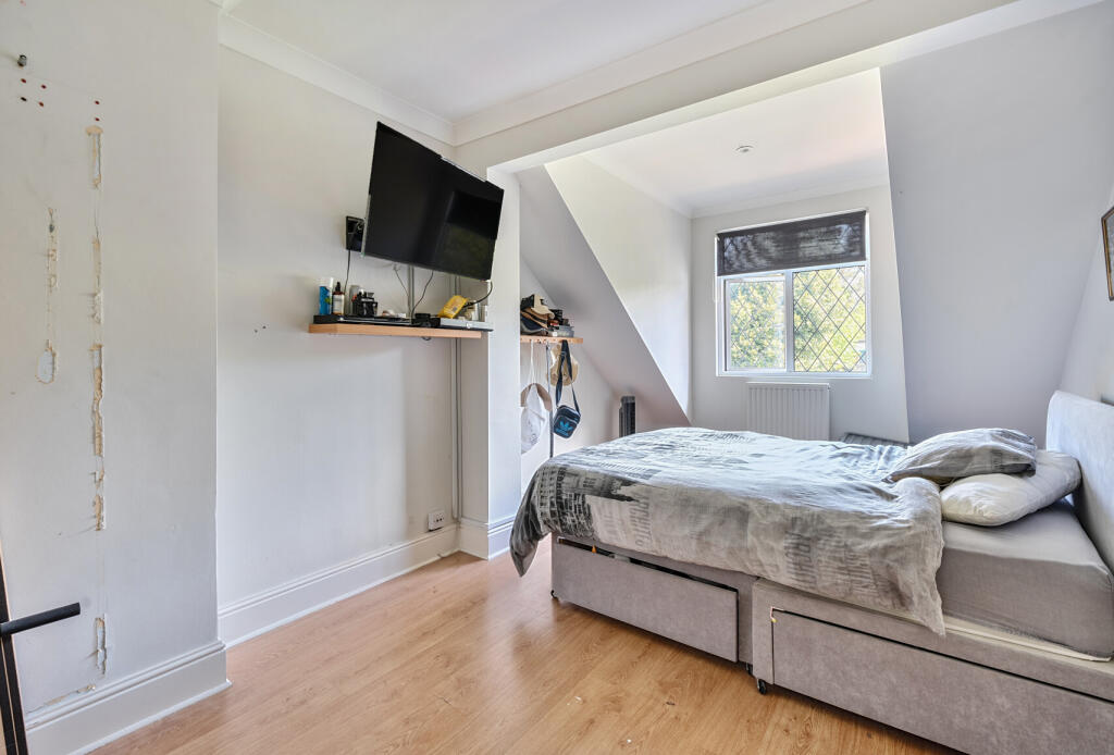 34-681b38a2daaa3-...