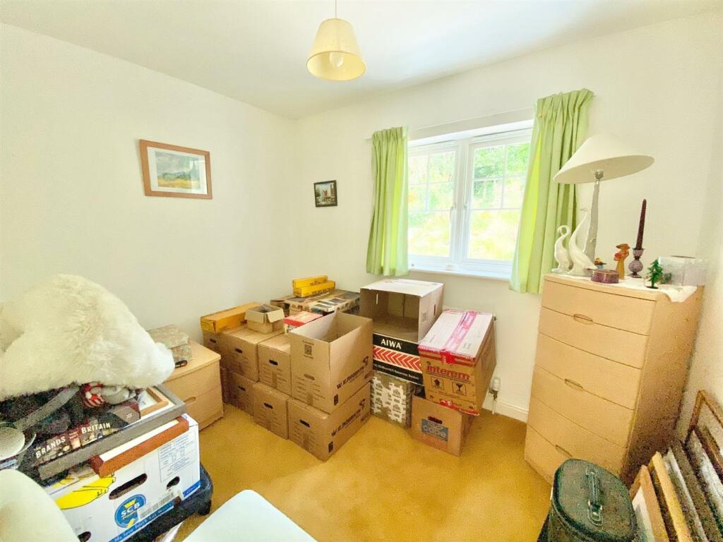 Bedroom 3.jpg
