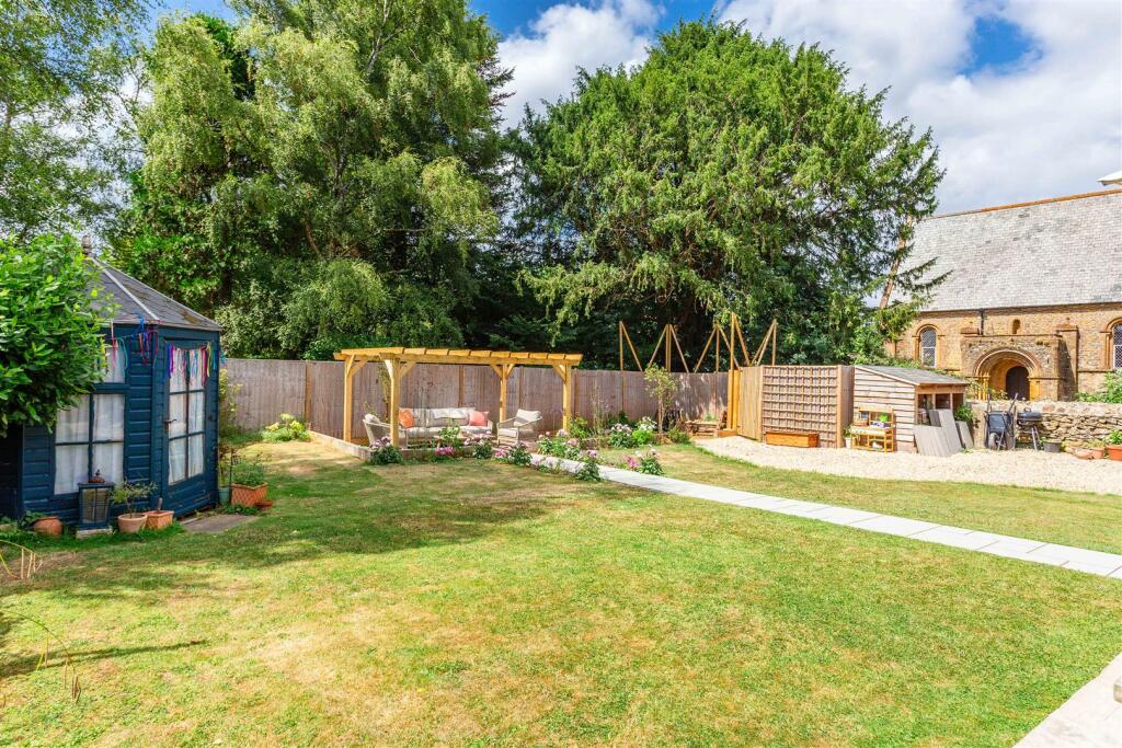 Rear Garden2.jpg