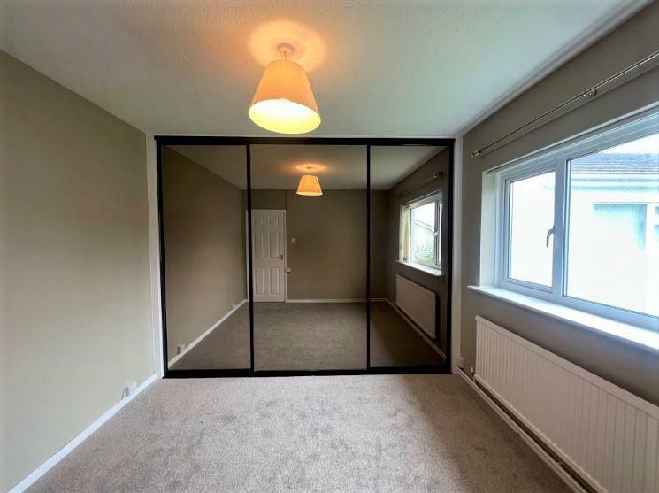 BEDROOM 1.2.jpg