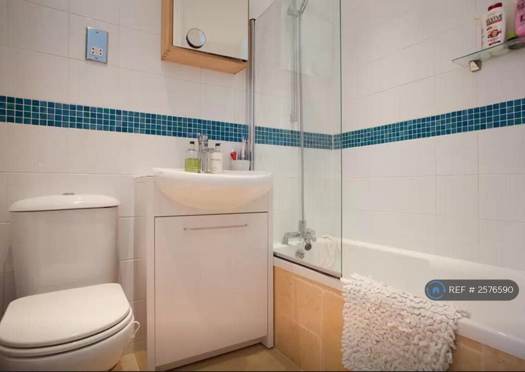 Recently Refurbished Bathroom