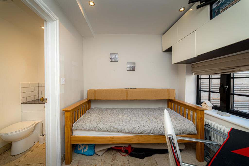 general 64a Mortimer