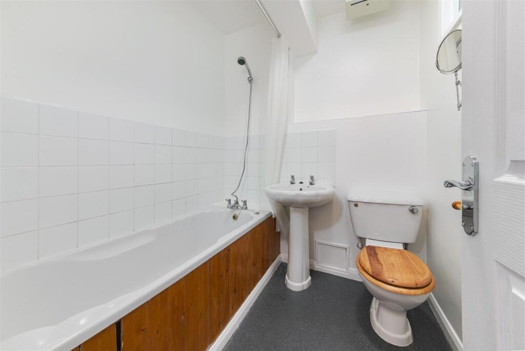 WOODSTOCK ROAD,  B--9.JPG