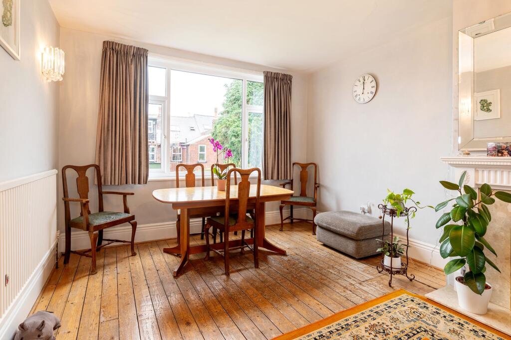 LIVING ROOM, KITCHEN AND DINER