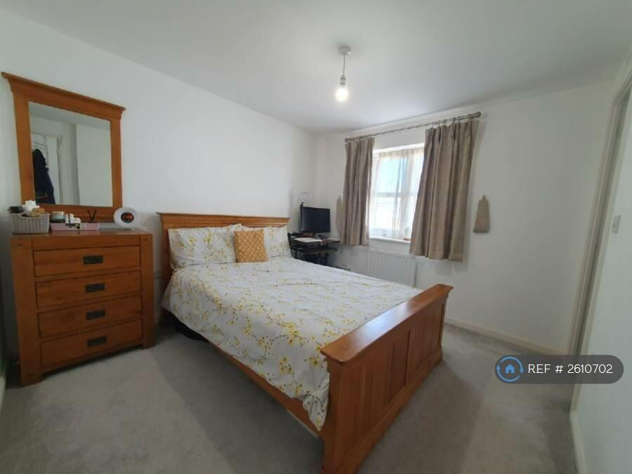 Bedroom 1 (Master - Double Room)