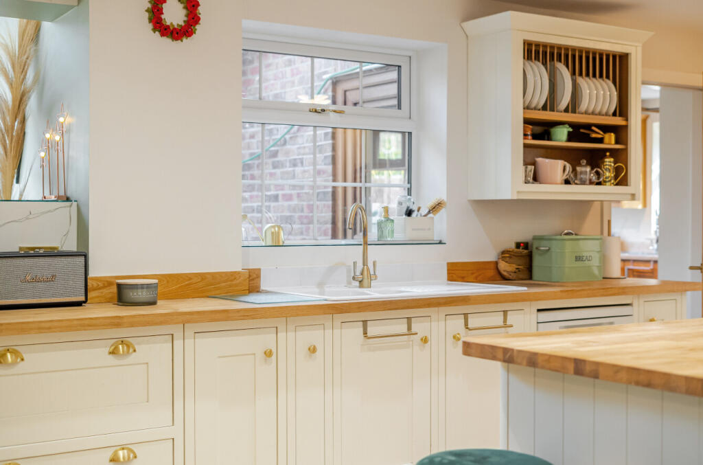 67efeb4fd7fc9-l-1269301  (18)