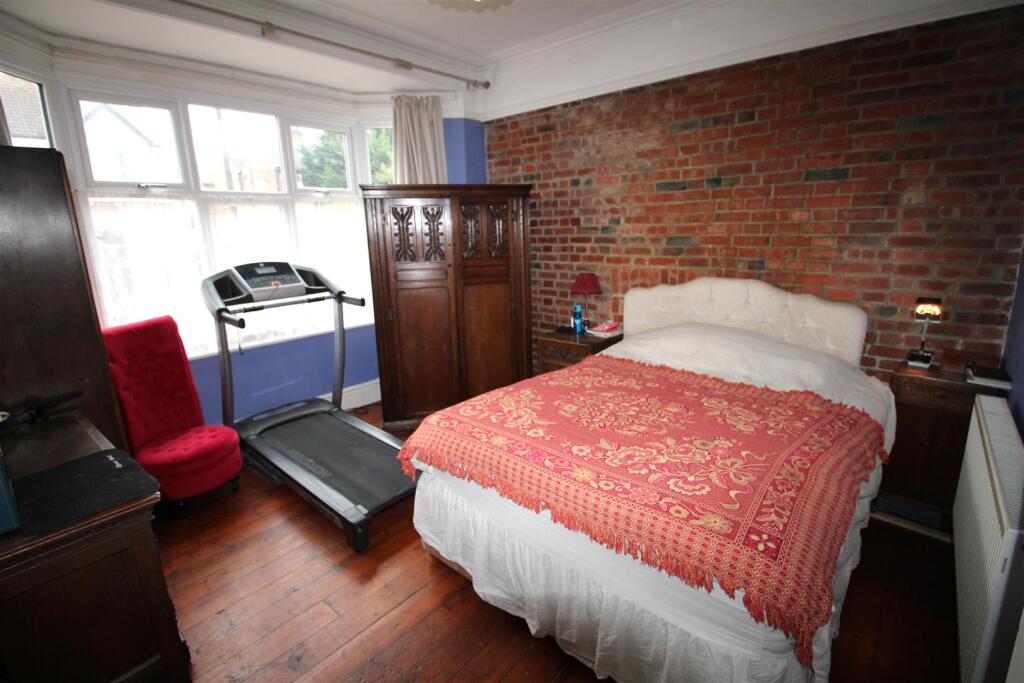 3 Harr bed 1.JPG