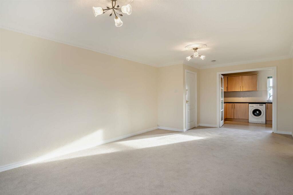 8629827-interior02-800.jpg