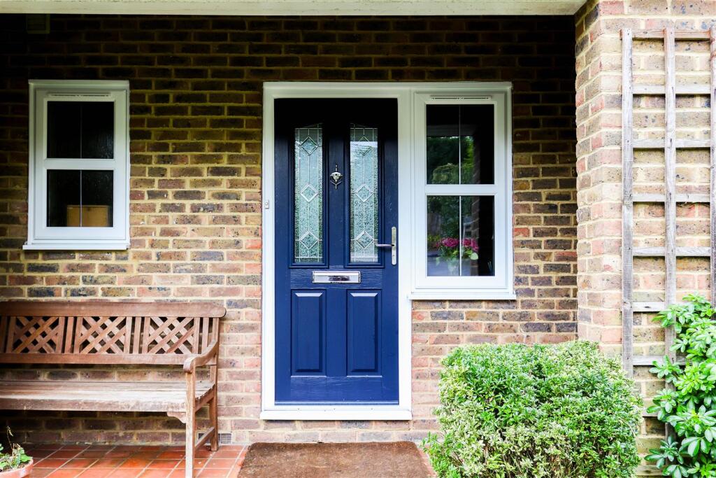 Front aspect 1.8.jpg