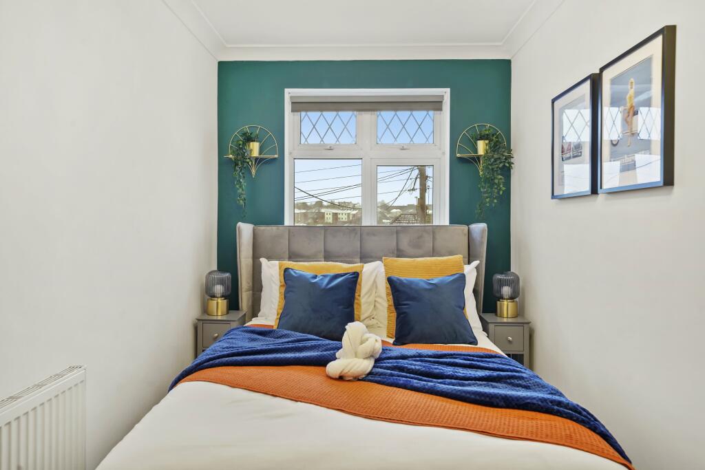 Bed 1
