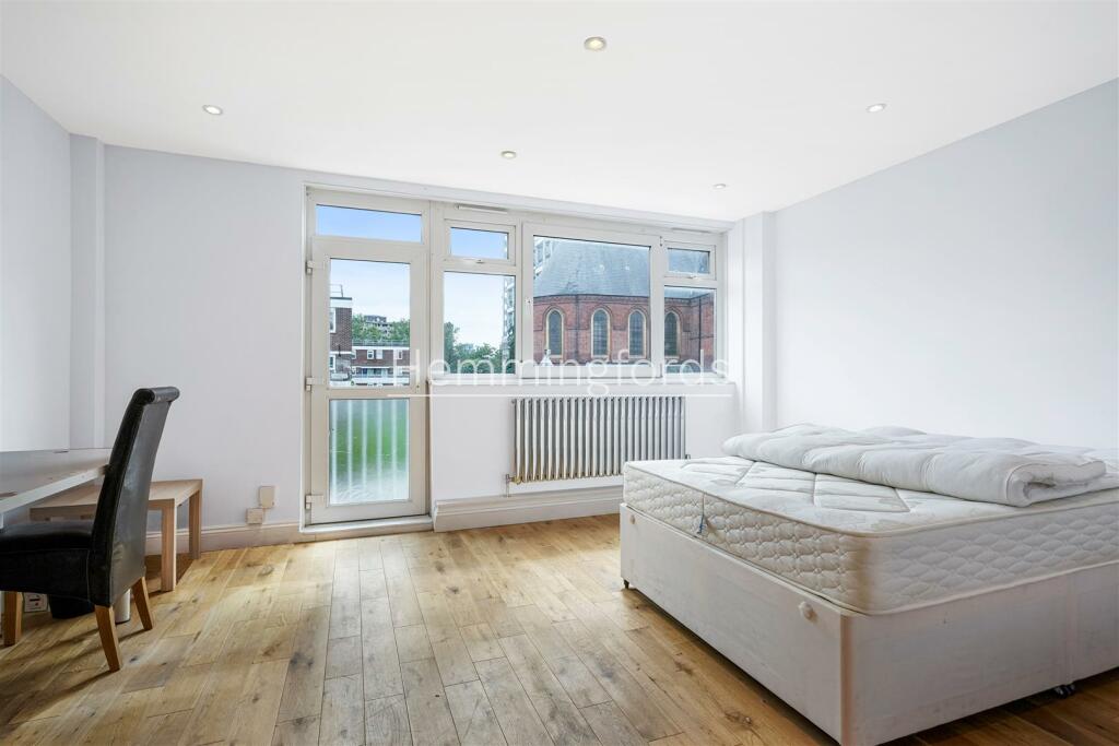 285_Fellows_Court_-7.jpg