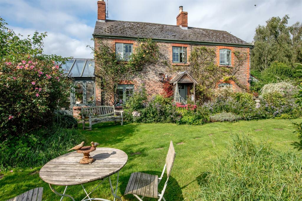 Cheddon Corner Cottage
