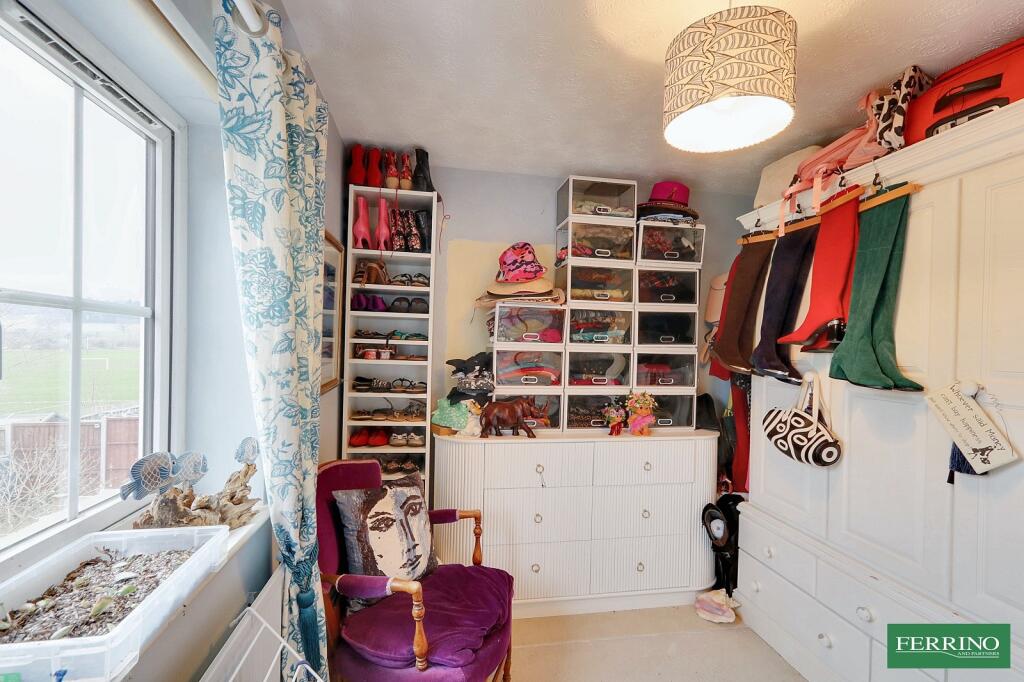 Dressing Room / Office