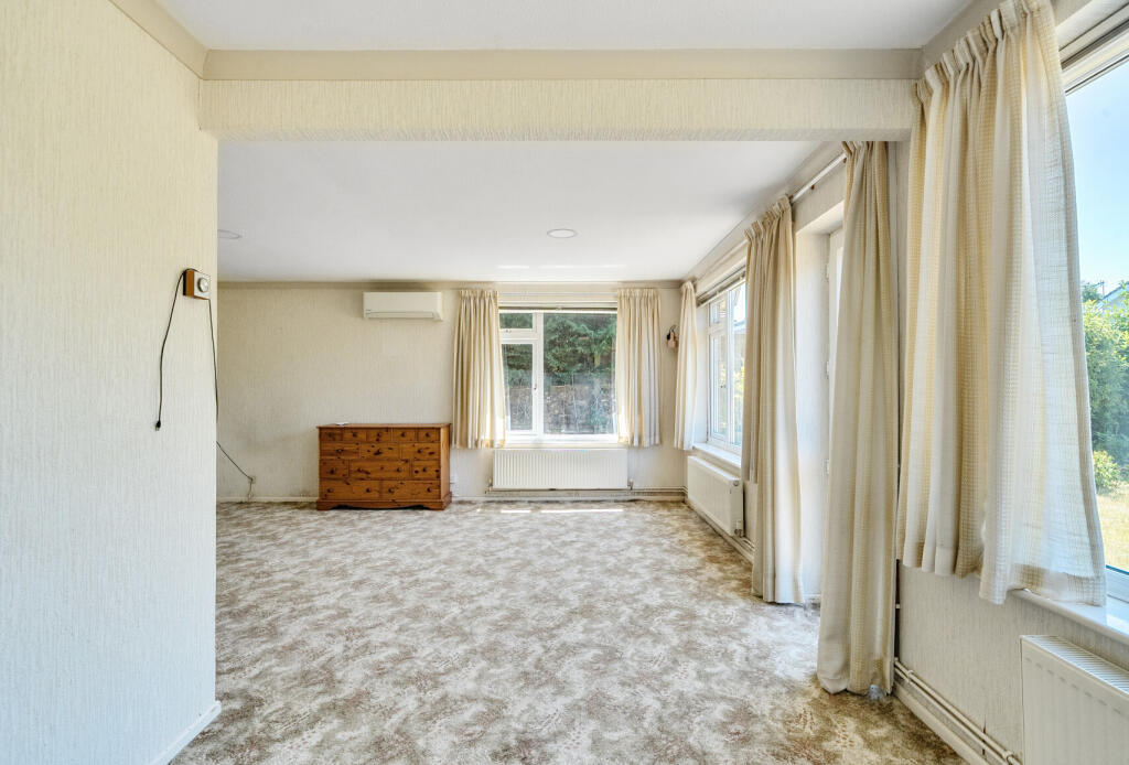 1323806-2-686e432...