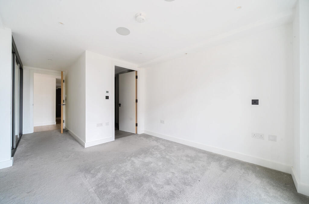 1375650-7-6911cb1...