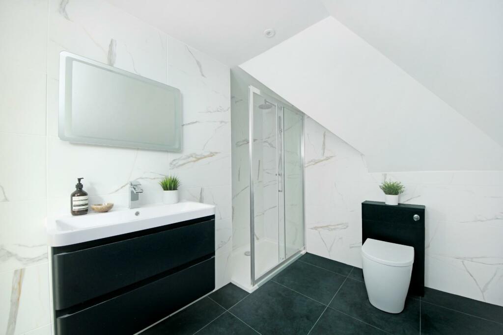 GV- TFF - 34 Woodfield Rd (12).jpg