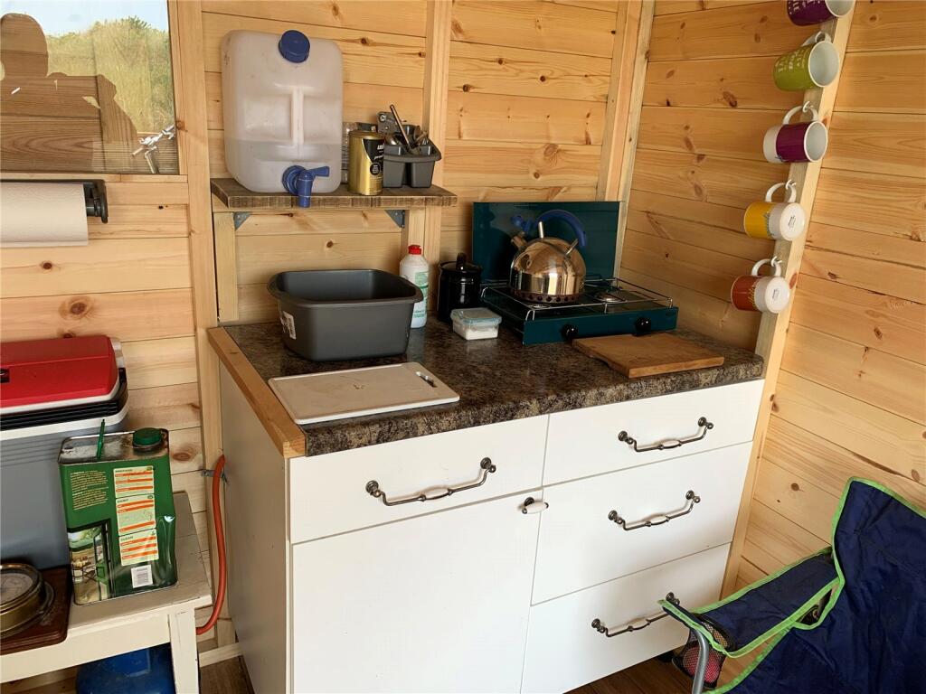 Picture No. 02