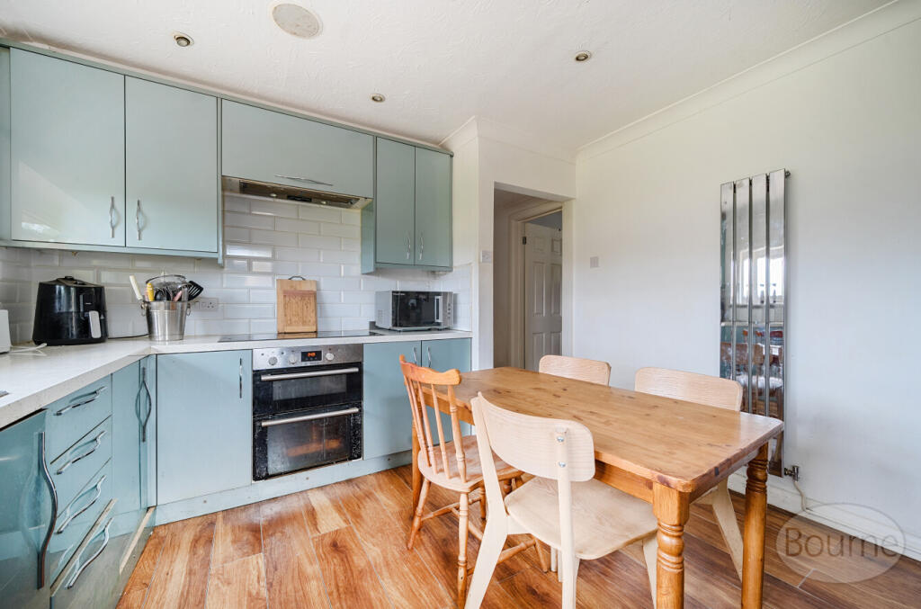 64a02fd9-d8a0-40e...