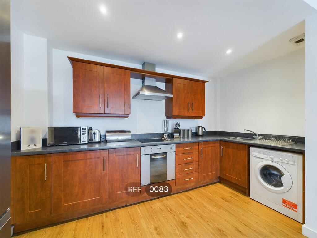 Kitchen &amp; Living area