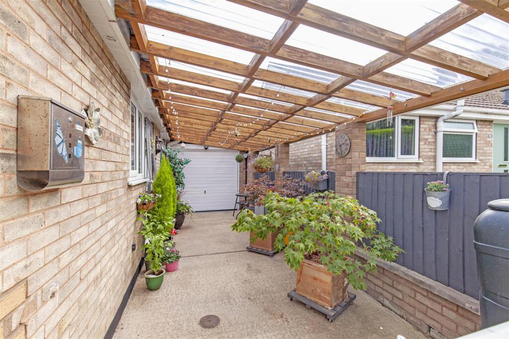 Front External-2.jpg