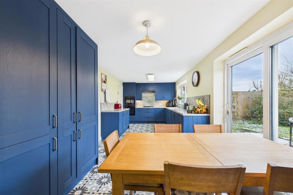 Kitchen Diner