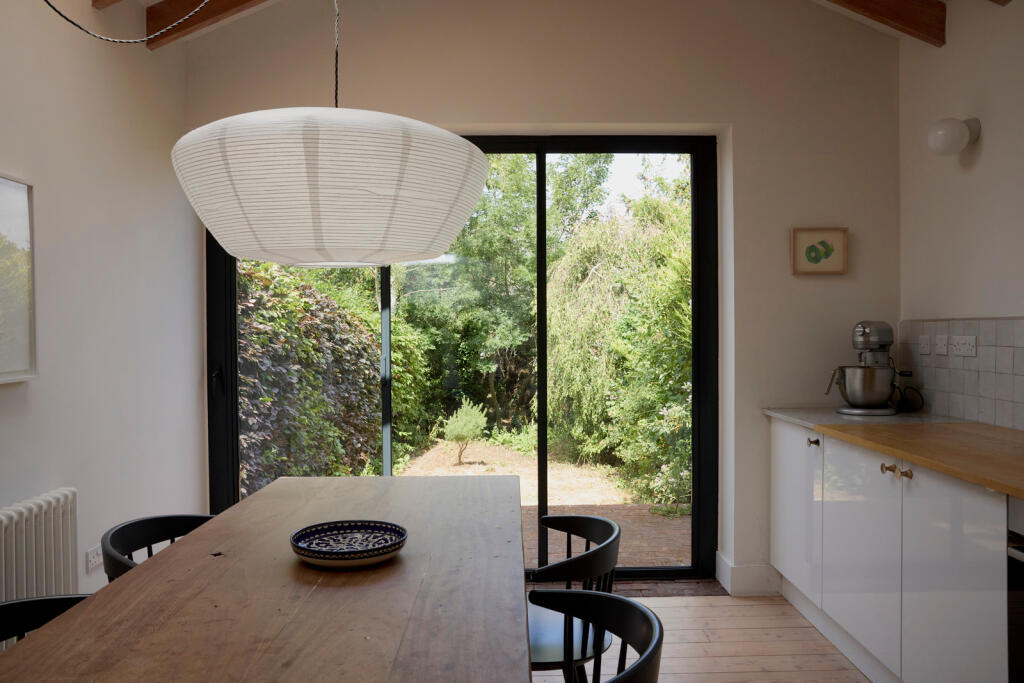 295008 - UPPER BROCKLEY ROAD_31.JPG