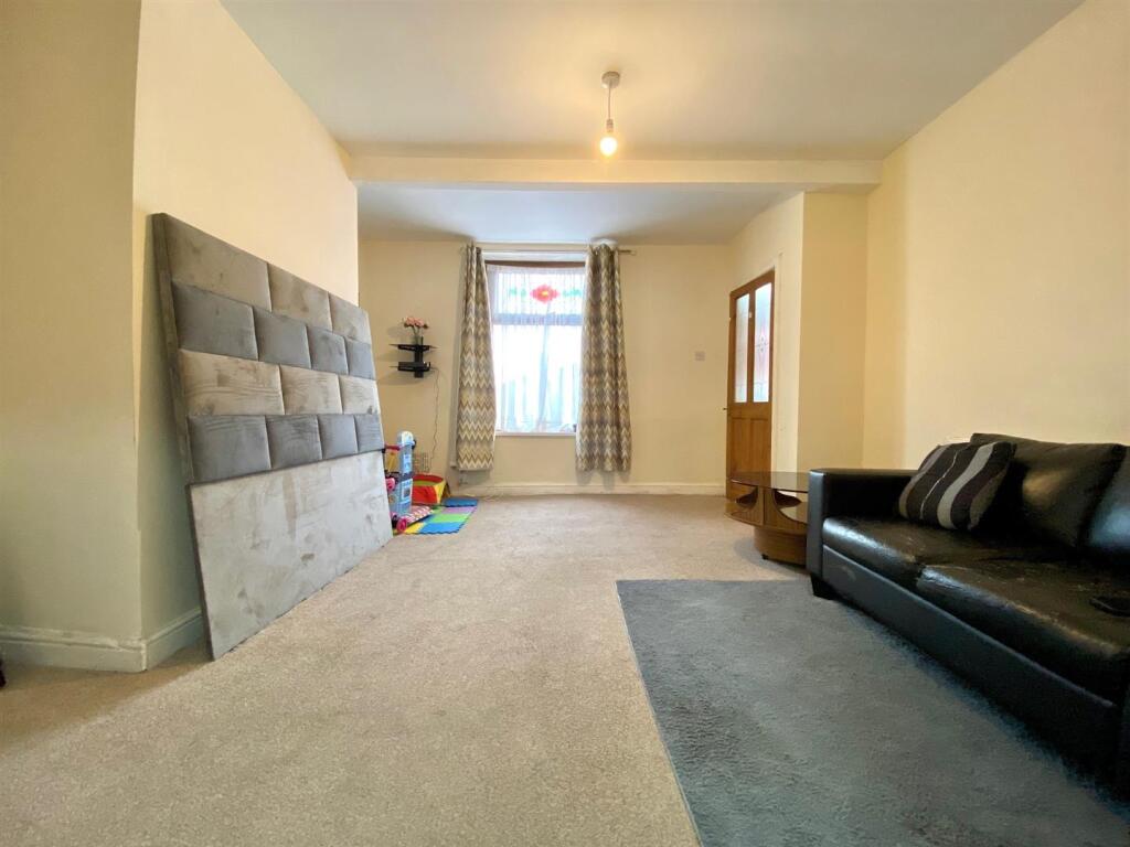 Bramleys Estate Agents - Halifax Old Road - Birkby