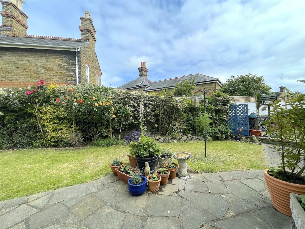 Garden (1).jpeg