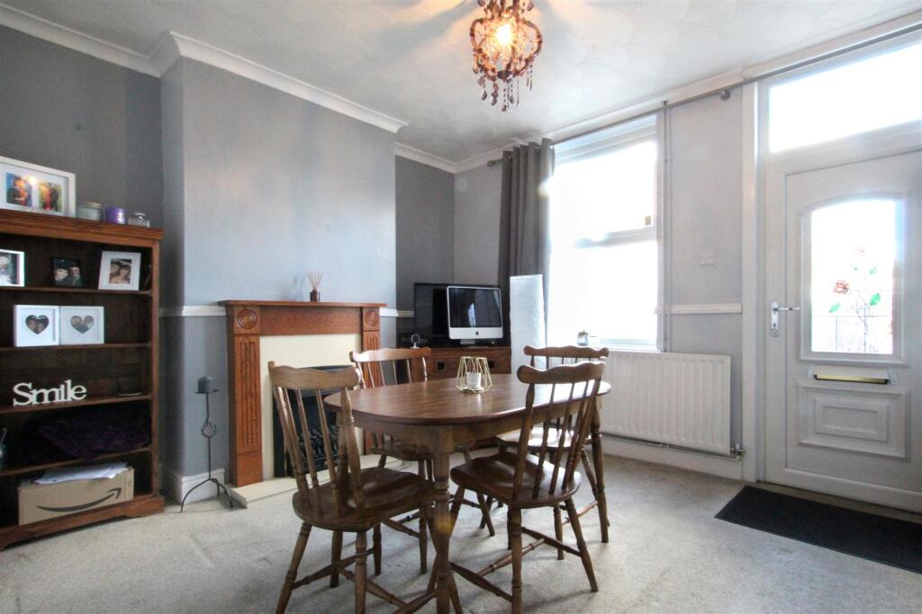 dining-room-2-1-1.jpg