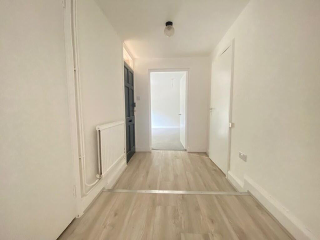 5M_hall