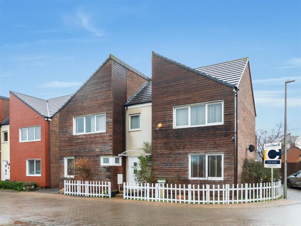 Extended StudyFamily room.jpg.JPG