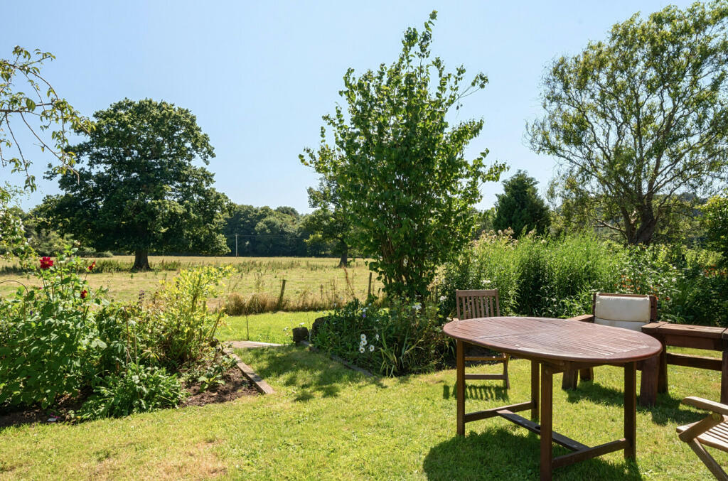 Garden &amp; Views