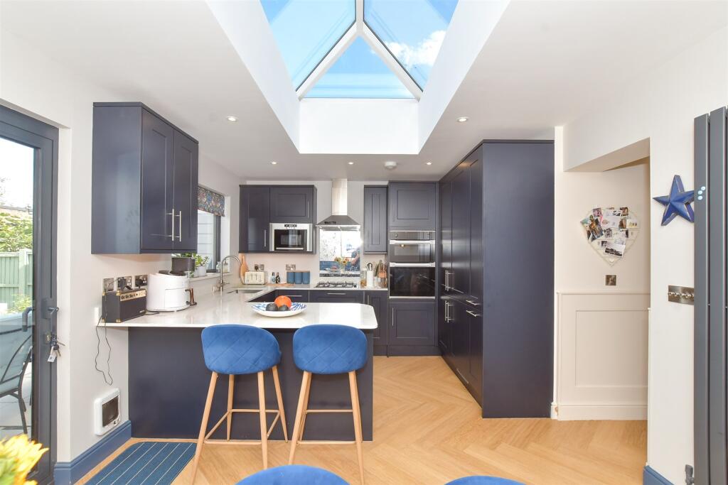 Kitchen/ Diner